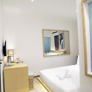 Signature Queen Room